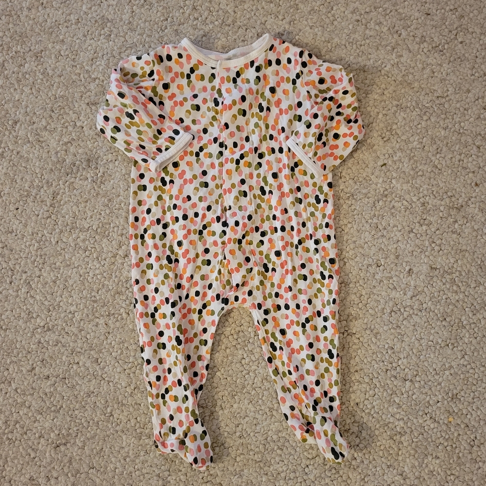 Magnetic me onesie 3-6 mo